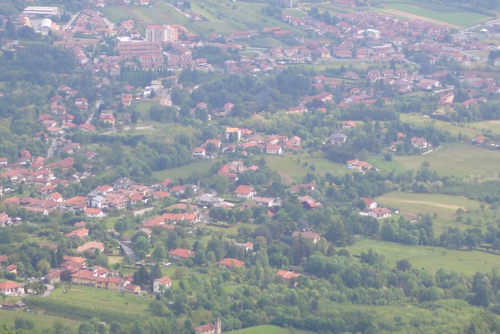 U Tej Bed and Breakfast Cumiana Buitenkant foto