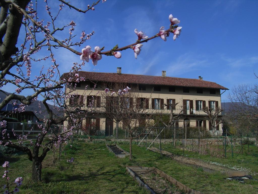 U Tej Bed and Breakfast Cumiana Buitenkant foto